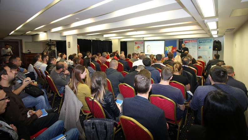 "Na klik do kupca", Jagodina